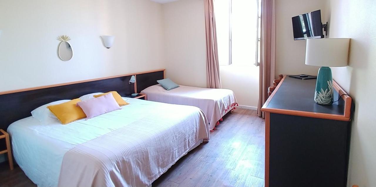 Hotel Le Victoria Драгиньян Экстерьер фото