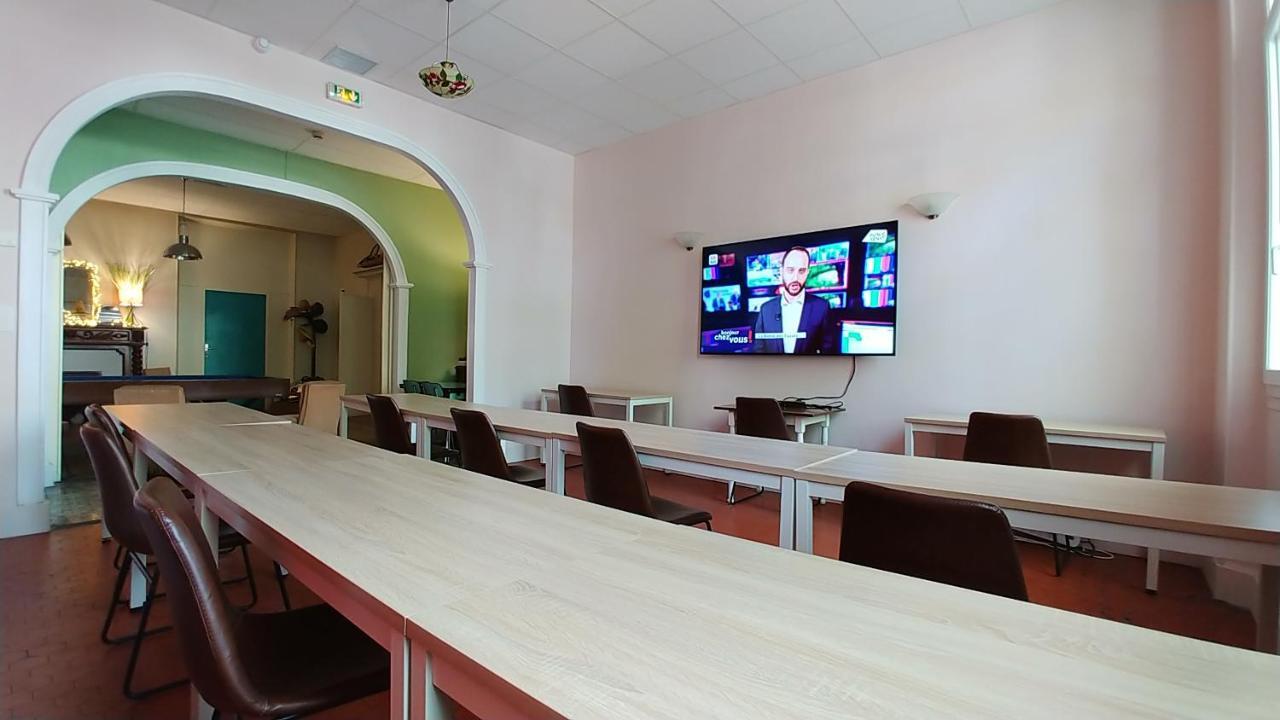 Hotel Le Victoria Драгиньян Экстерьер фото
