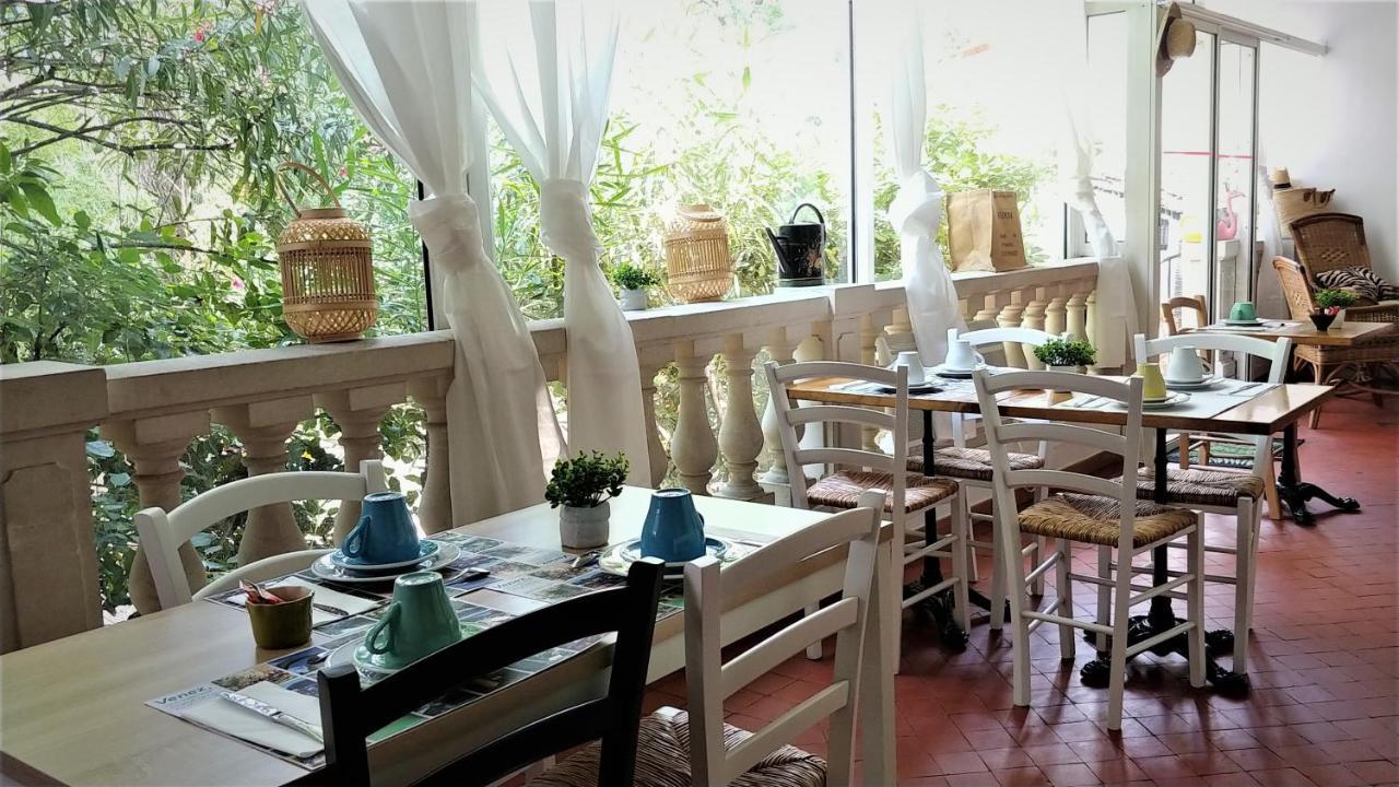Hotel Le Victoria Драгиньян Экстерьер фото